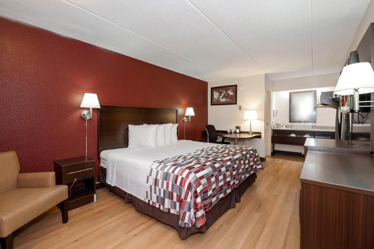 Red Roof Inn Atlanta - Smyrna/Ballpark Екстериор снимка